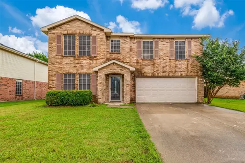 8003 Tin Cup Dr, Arlington, TX 76001