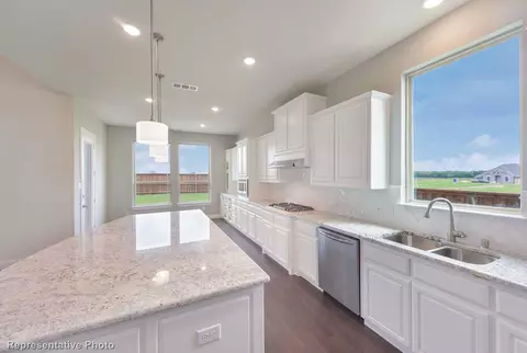 1600 Mccaslin Dr, Mansfield, TX 76063