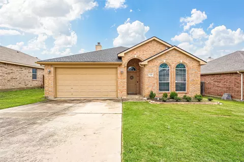 7137 Stewart Ln, Benbrook, TX 76126