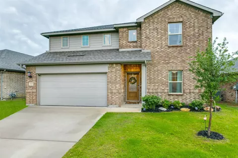 2413 Peoria Dr, Fort Worth, TX 76179