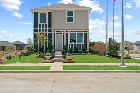 5600 Shore Point Trl, Fort Worth, TX 76119