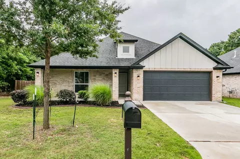 8032 Mickey St, North Richland Hills, TX 76182