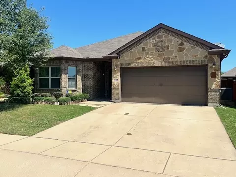1125 Doe Meadow Dr, Burleson, TX 76028