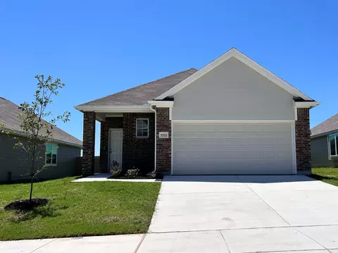 9909 Dynamics Dr, Fort Worth, TX 76131