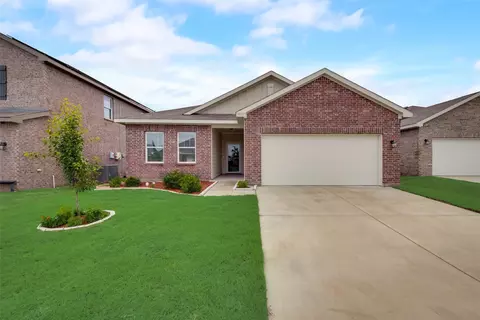 10357 Jameson Ln, Crowley, TX 76036