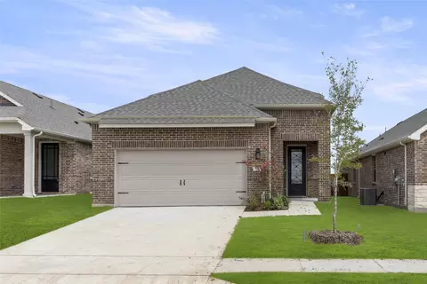 413 Waterhouse Lake Dr, Anna, TX 75409