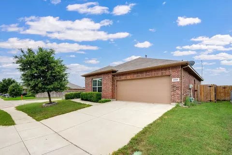 6001 Comanche Peak Dr, Fort Worth, TX 76179