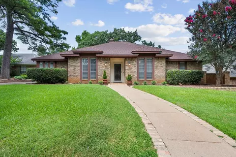 4007 Manorwood Ct, Arlington, TX 76016