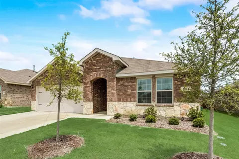 2911 Lawson Dr, Royse City, TX 75189
