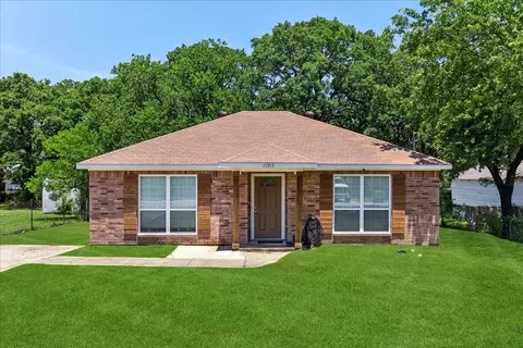11915 Hayes Ln, Balch Springs, TX 75180
