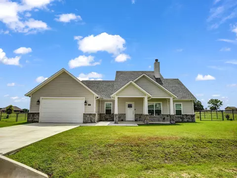 103 Daisy Ct, Paradise, TX 76073