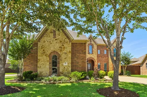 2000 Lewis Crossing Ct, Keller, TX 76248