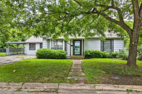 810 9th St, Terrell, TX 75160 photo 4