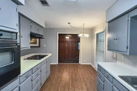 810 9th St, Terrell, TX 75160 photo 13