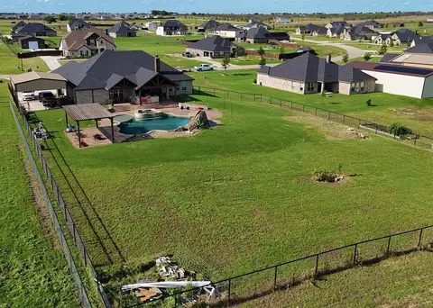 13600 Summer Moon Trl, Ponder, TX 76259