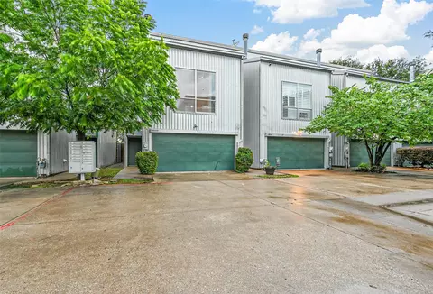 3805 San Jacinto St #D, Dallas, TX 75204