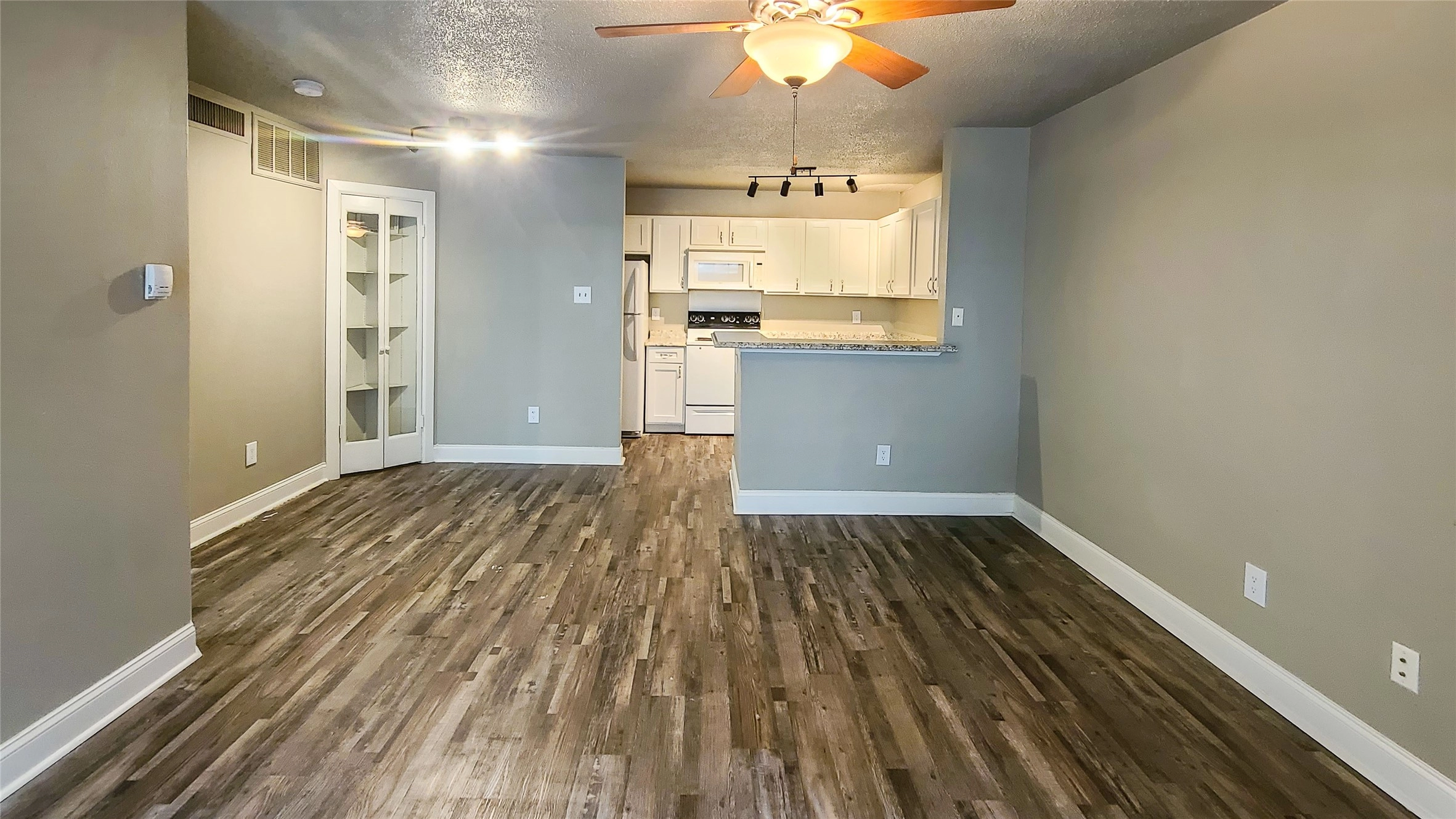 6108 Abrams Rd Unit 418