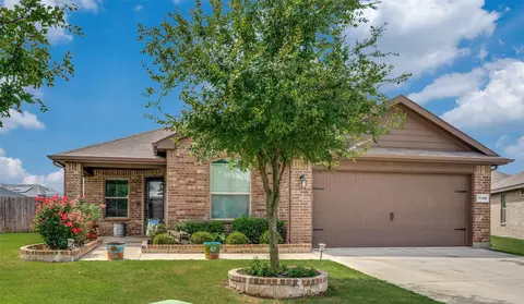7100 Wavecrest Way, Fort Worth, TX 76179