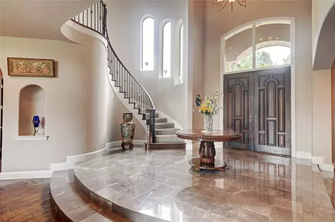 304 Oldenwood Ct, Colleyville, TX 76034