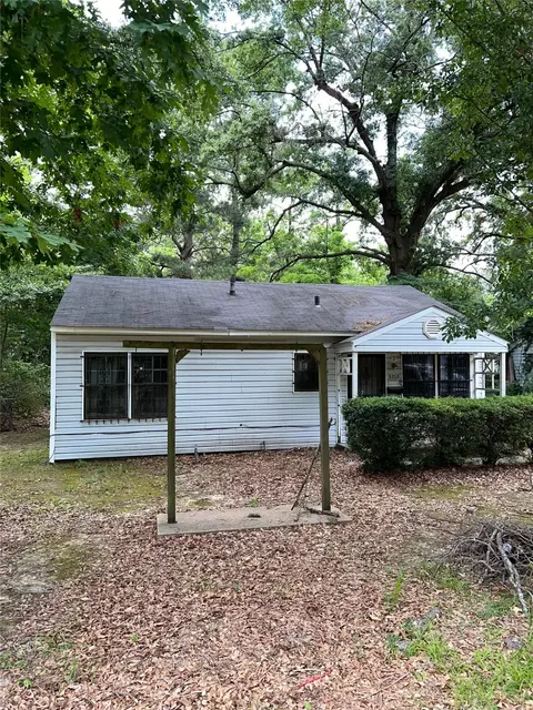 5218 Fairfax Ave, Shreveport, LA 71108