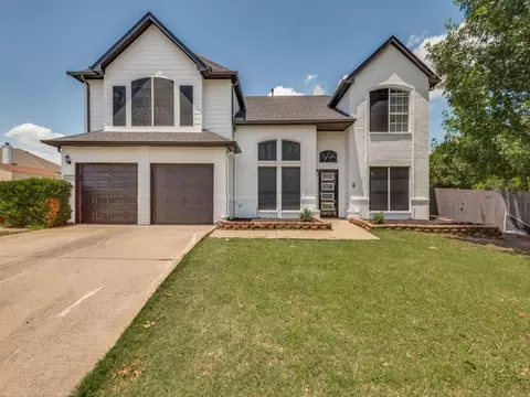 2103 Belton Dr, Arlington, TX 76018
