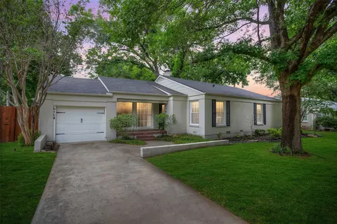6104 Kenwick Ave, Fort Worth, TX 76116
