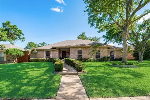 4208 Lantern Light Dr, Plano, TX 75093