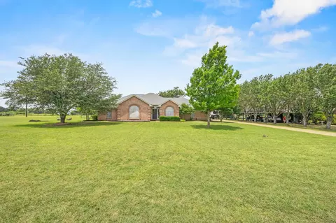 2111 Bois D Arc Ln, Midlothian, TX 76065