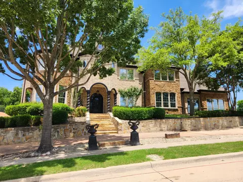 112 Mont Blanc Dr, Heath, TX 75032