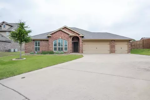 1625 Serenity Ln, Weatherford, TX 76087