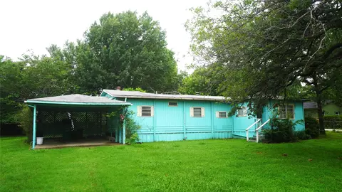230 Pine St, Kemp, TX 75143