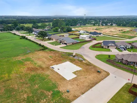 1200 Oleander Dr, Tolar, TX 76476