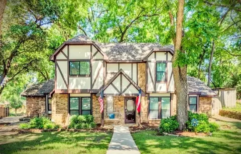306 Larchbrook Dr, Garland, TX 75043