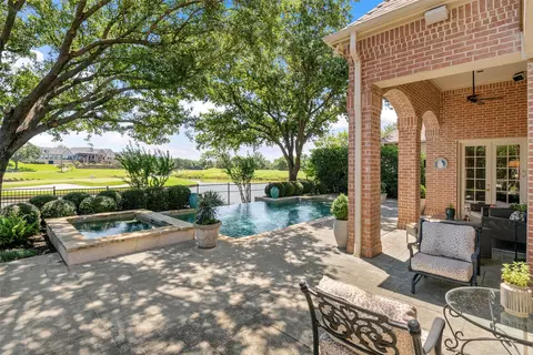 1325 Regency Ct, Southlake, TX 76092