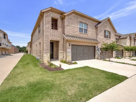4213 Mingo Dr, Carrollton, TX 75010
