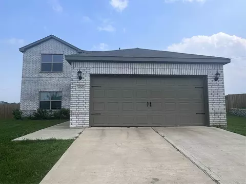 400 Micah Ln, Ferris, TX 75125
