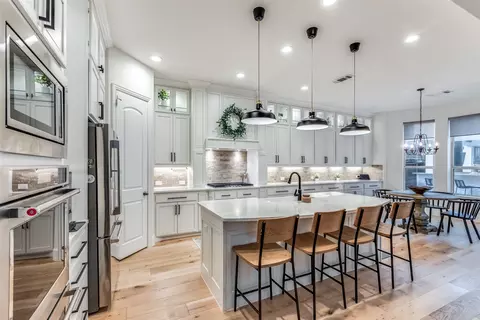 2300 Packing Iron Dr, Frisco, TX 75036