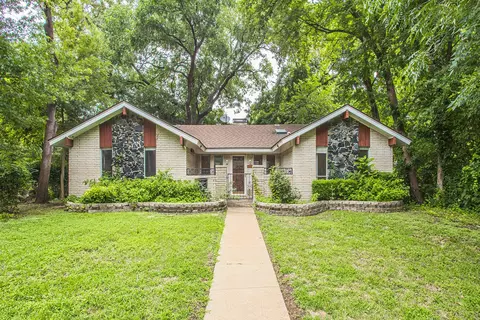 3611 Kiestcrest Dr, Dallas, TX 75233