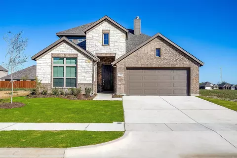 521 Criner St, Grandview, TX 76028