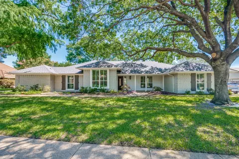 512 Greenridge Dr, Coppell, TX 75019