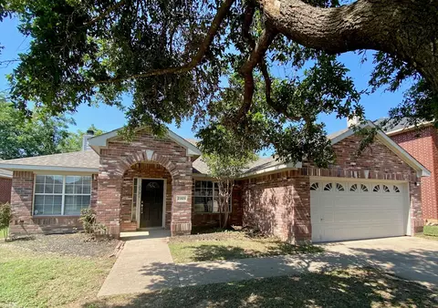 2321 Acorn Bnd, Denton, TX 76210