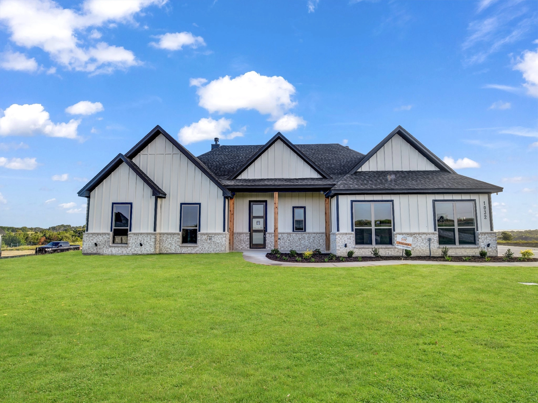 1032 Lilly Ln  