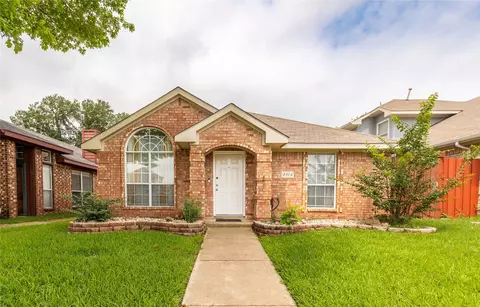 3314 Sara Dr, Rowlett, TX 75088