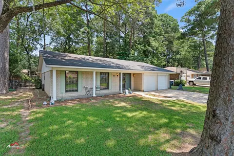 2066 Pitch Pine Dr, Shreveport, LA 71118