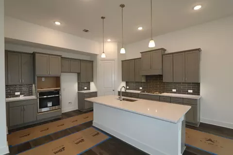 3913 Mescalbean Dr, Mckinney, TX 75071