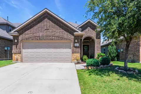 2809 Bretton Wood Dr, Fort Worth, TX 76244