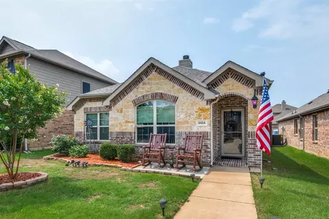 9104 Wayne St, Cross Roads, TX 76227