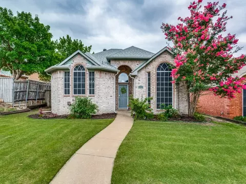 1718 Dartbrook Dr, Rowlett, TX 75089