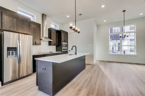 13325 Bee St #303, Farmers Branch, TX 75234