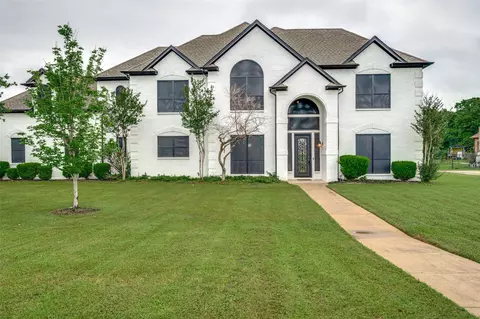 4313 Storm Creek Ln, Burleson, TX 76028
